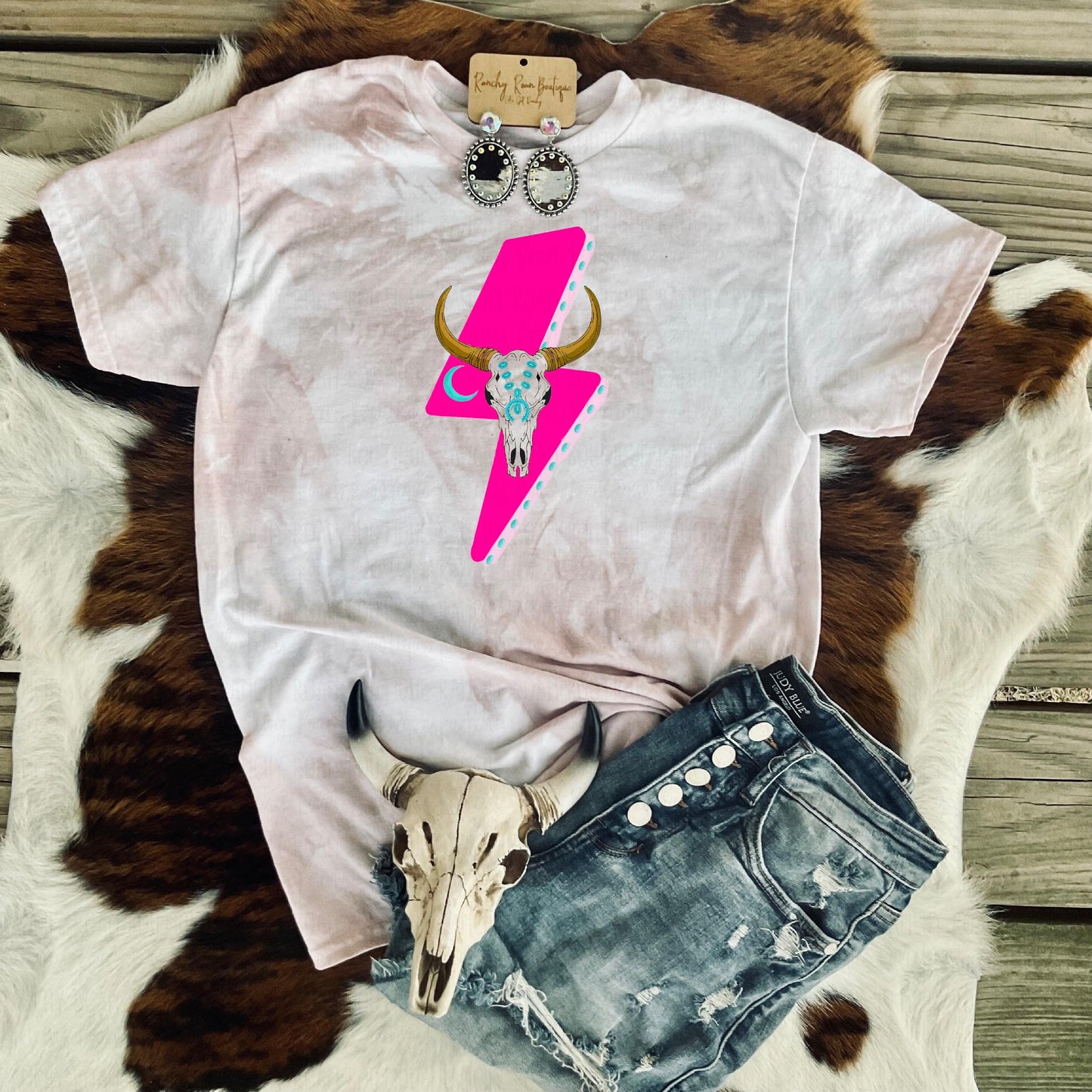 Pink Bolt Skull Western Tee - Ranchy Roan Boutique 