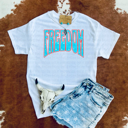 Freedom Retro Western Graphic Tshirt - Ranchy Roan Boutique 