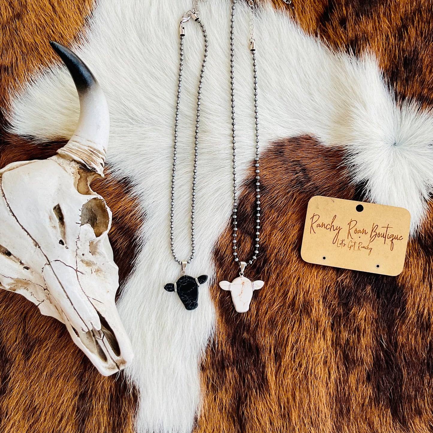 Western Cow Head Natural  Pendent Necklace - Ranchy Roan Boutique 