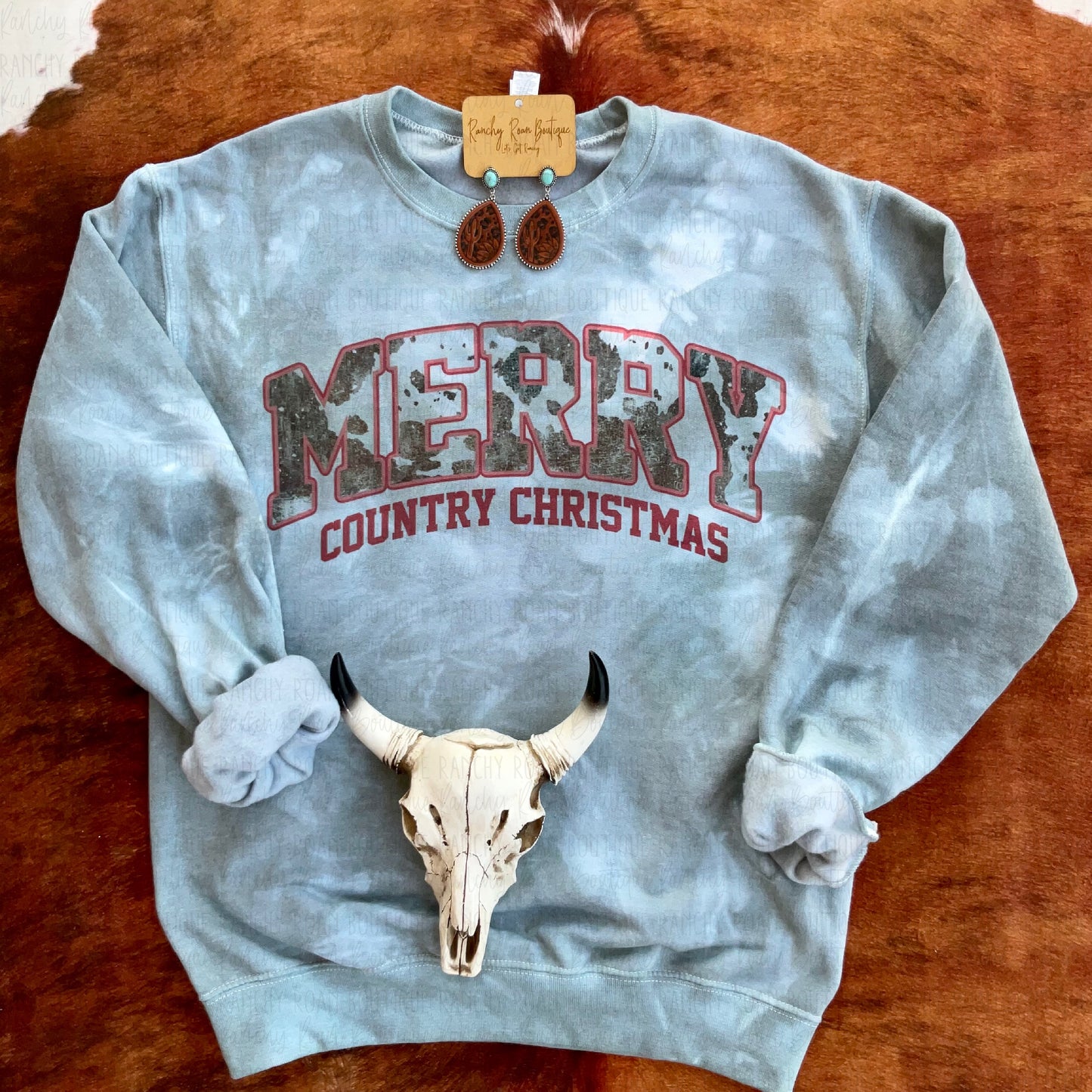 Merry Country Christmas Dyed Western Sweatshirt - Ranchy Roan Boutique 