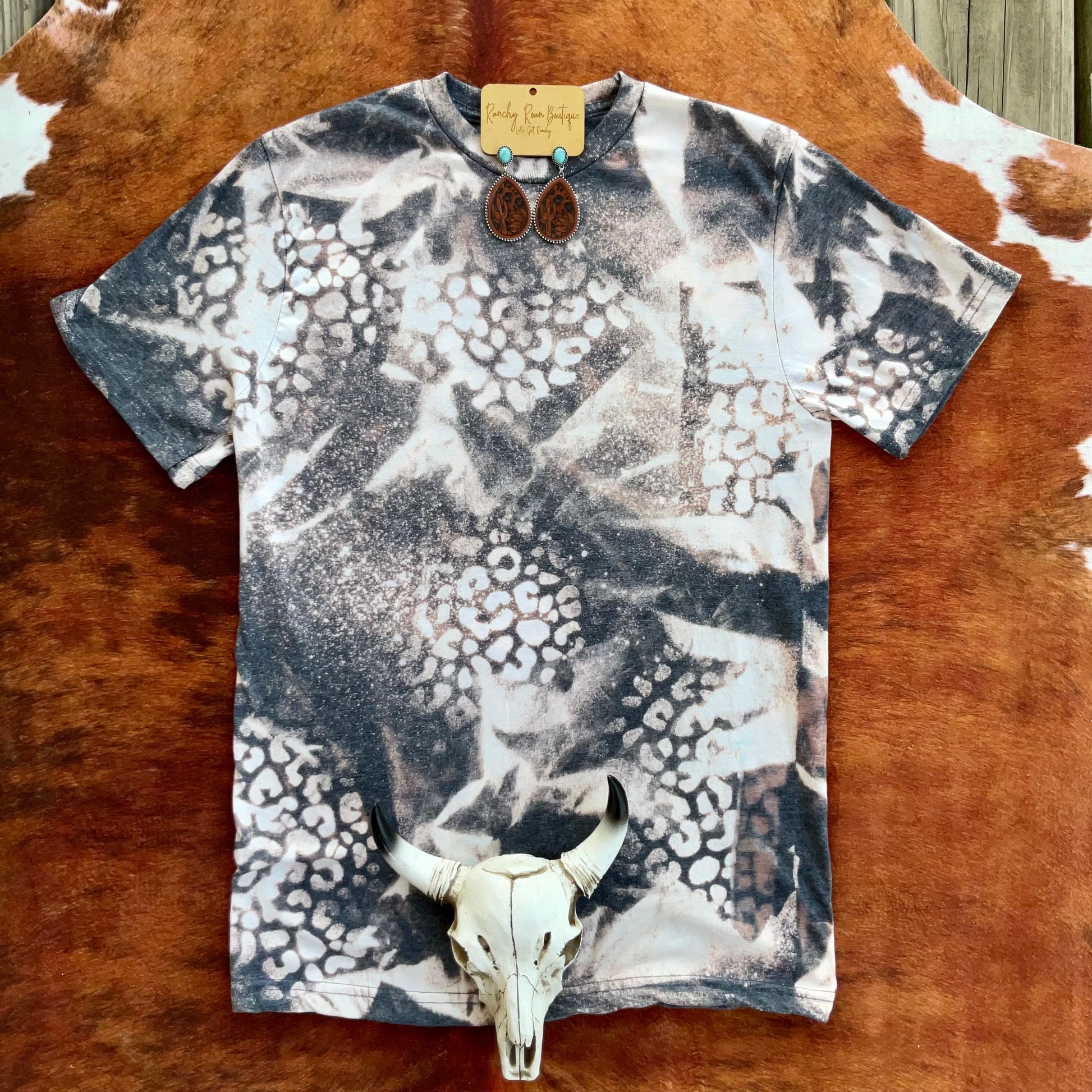 Acid Washed Leopard Stencil Tee - Ranchy Roan Boutique 