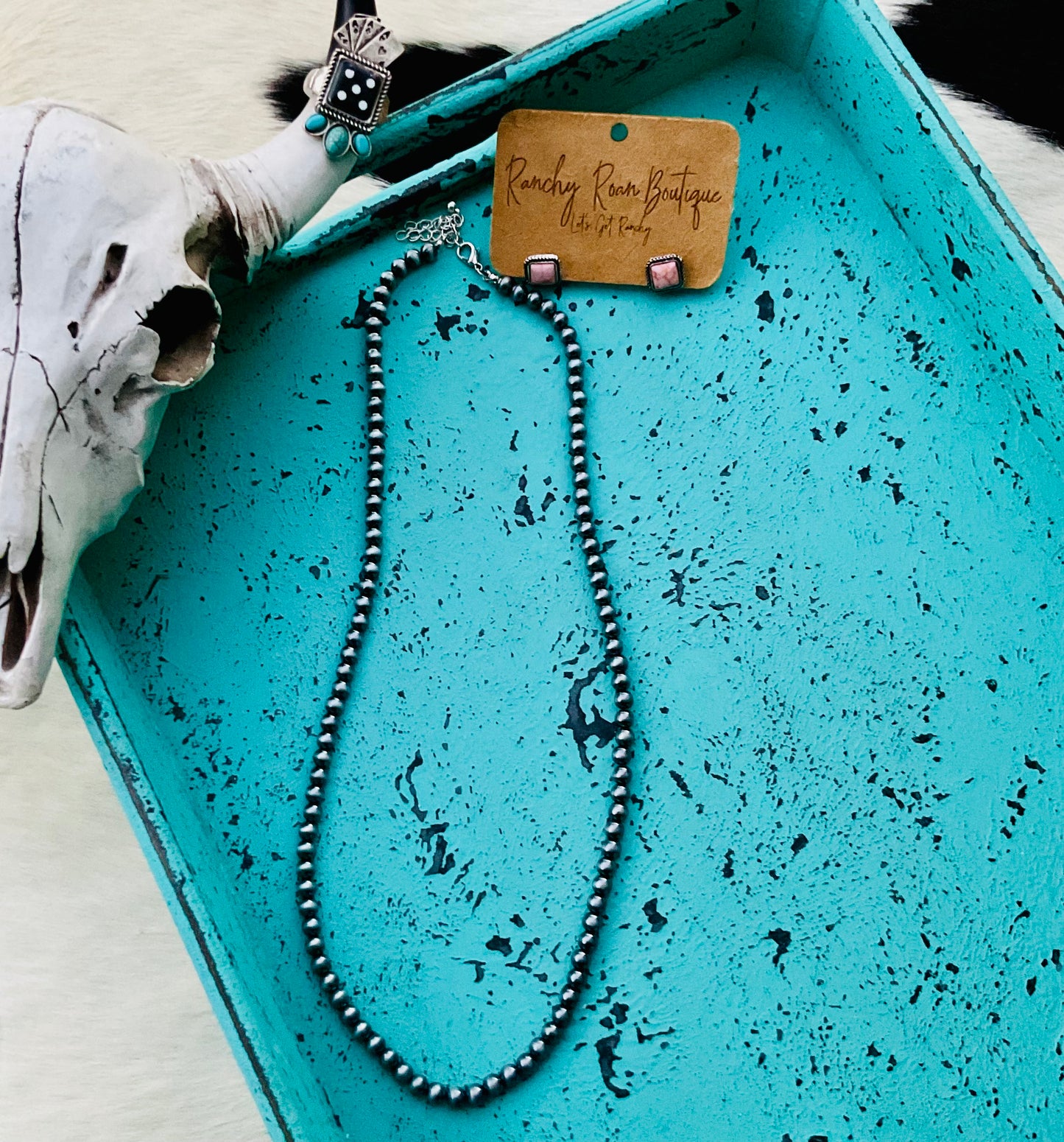 Desert Pearl Navajo-Style Necklace