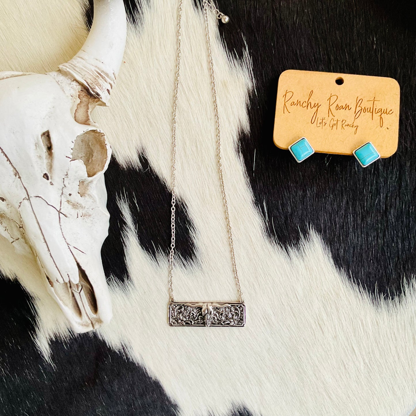 Steer Skull Bar Western Necklace - Ranchy Roan Boutique 