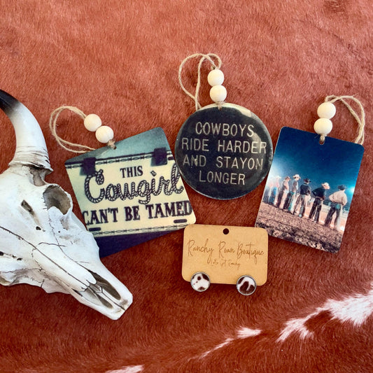 Western-themed felt freshies featuring inspirational messages and rustic imagery.