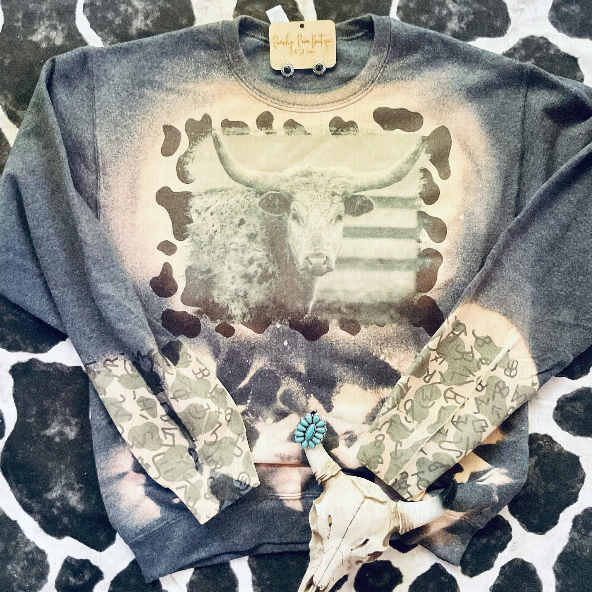 Longhorn Cow Print & Cattle Sweatshirt - Ranchy Roan Boutique 