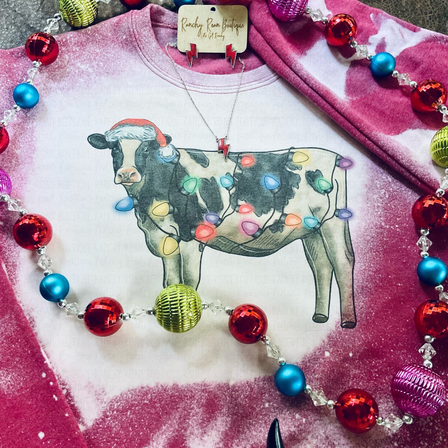 Western Christmas Cow Sweatshirt - Ranchy Roan Boutique 