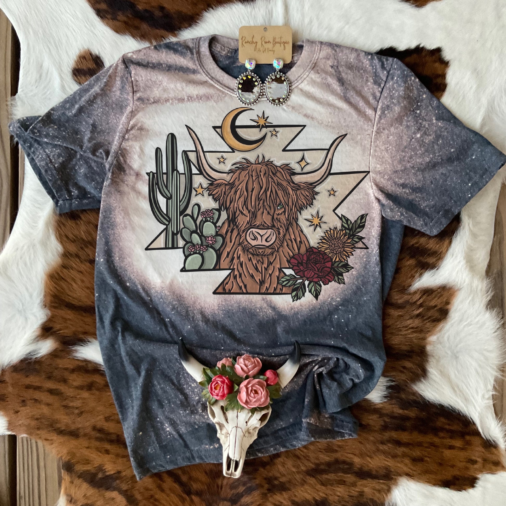 Desert Floral Highlander Tee - Ranchy Roan Boutique 