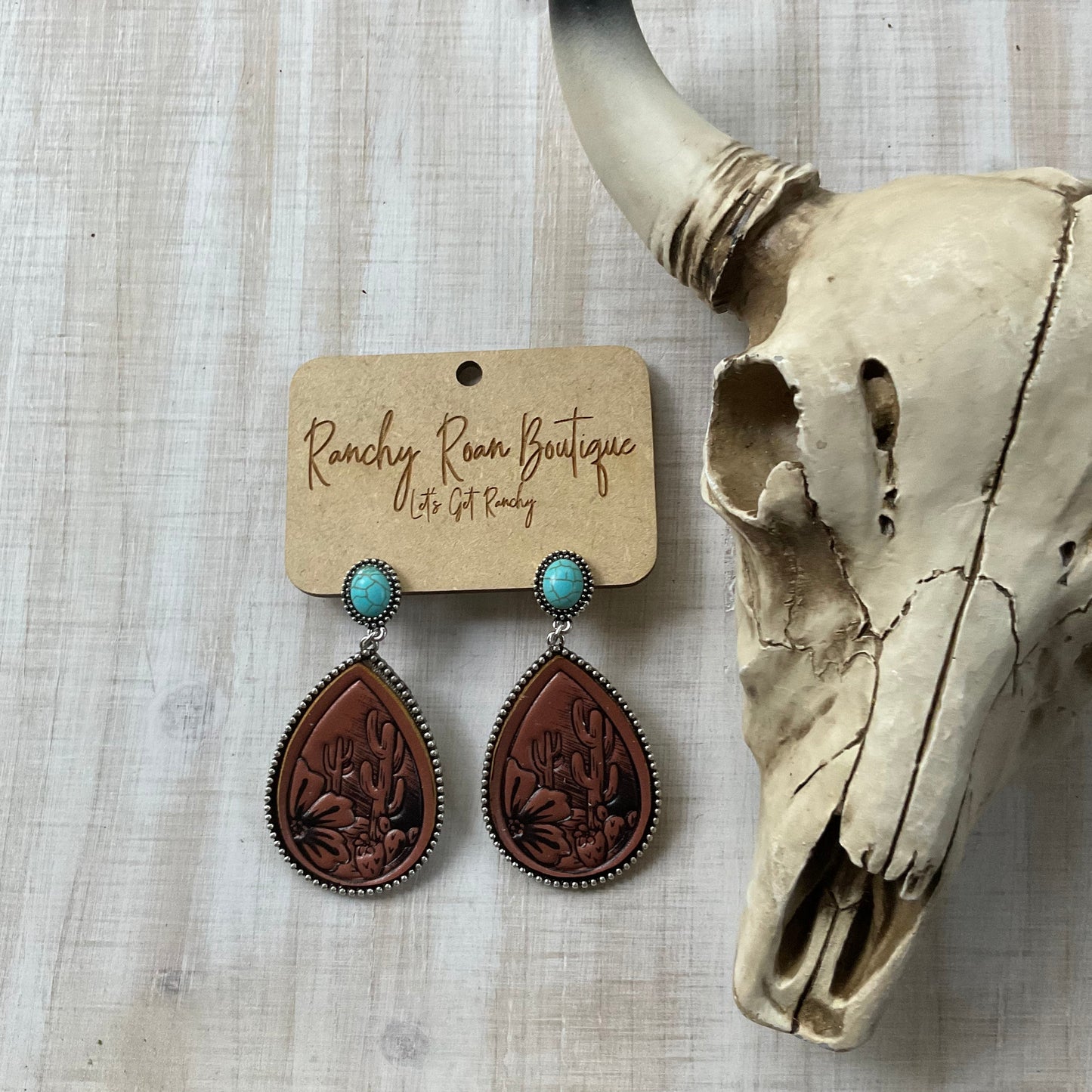 Teardrop Leather Stone Stud - Ranchy Roan Boutique 