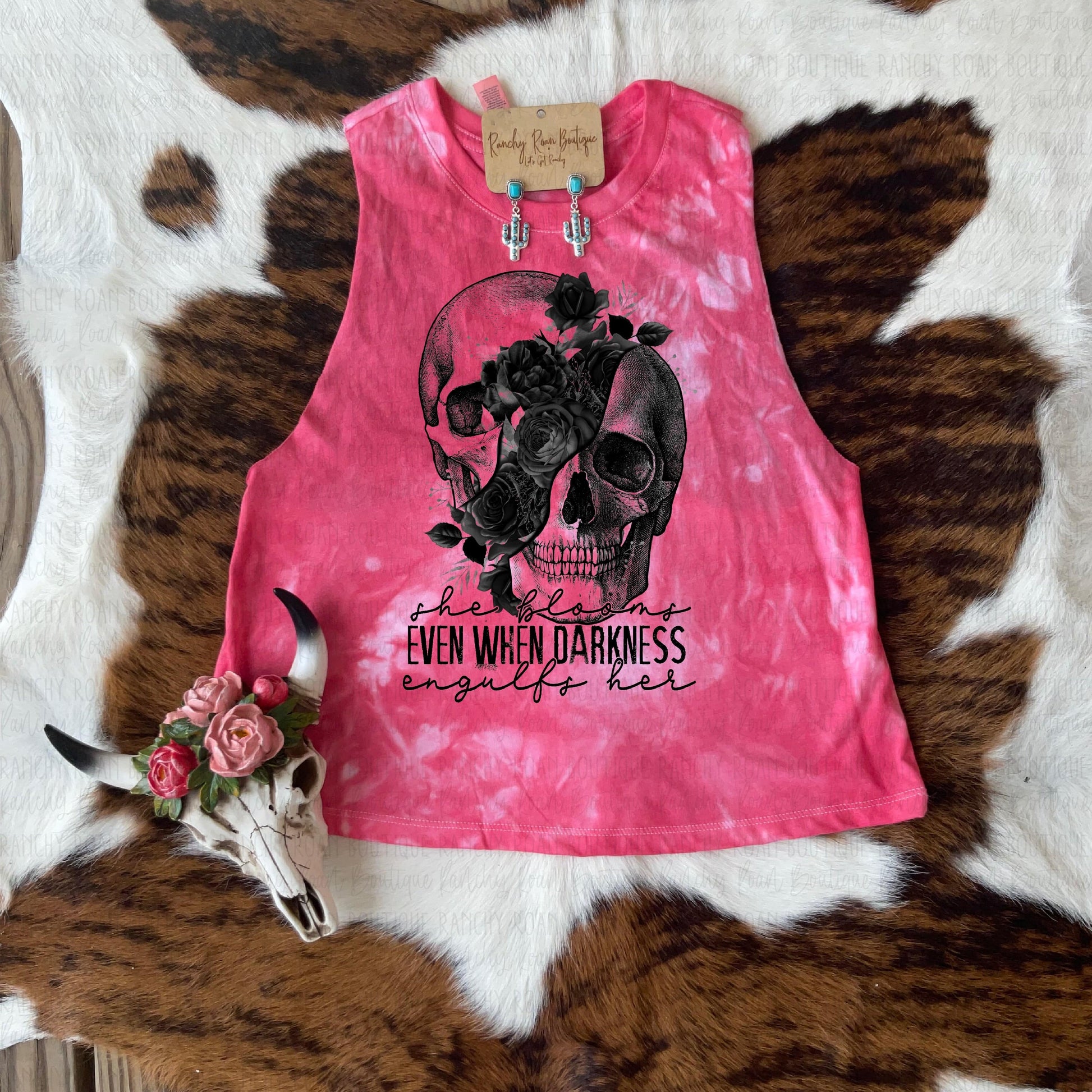 Even When Darkness Crop - Ranchy Roan Boutique 